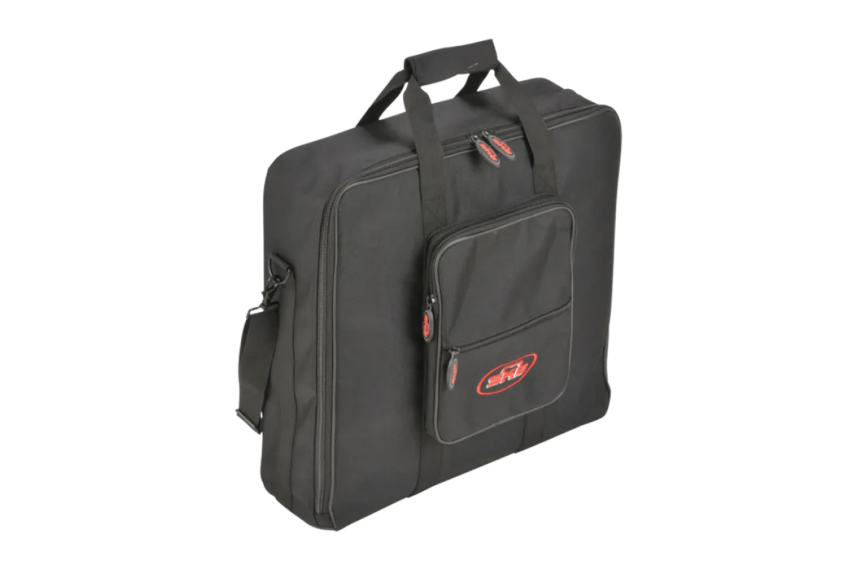 SKB UB1818 Medium Universal Fishing Bag Closed Front